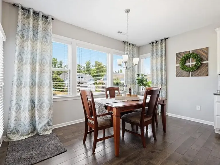 806 Blue Moon Ct — Photo 10
