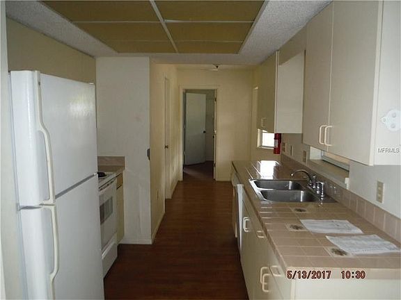 5th image of 10146 Stonecrop Ave