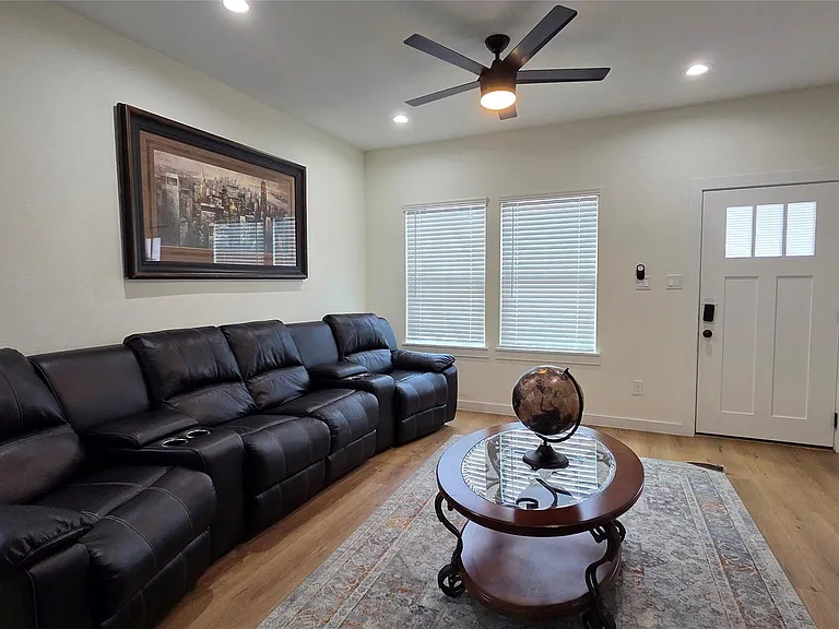 8113 Miley St #B — Photo 3