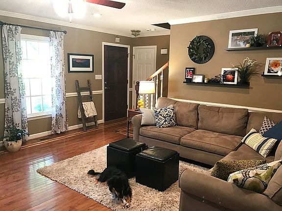 4th image of 253 Countrywood Dr