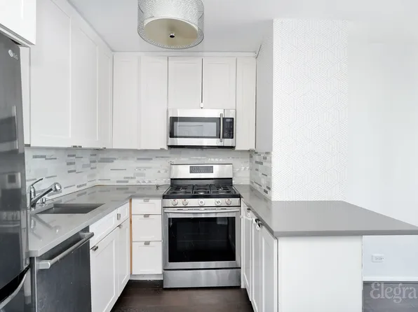 340 East 93rd Street image 4 of 13