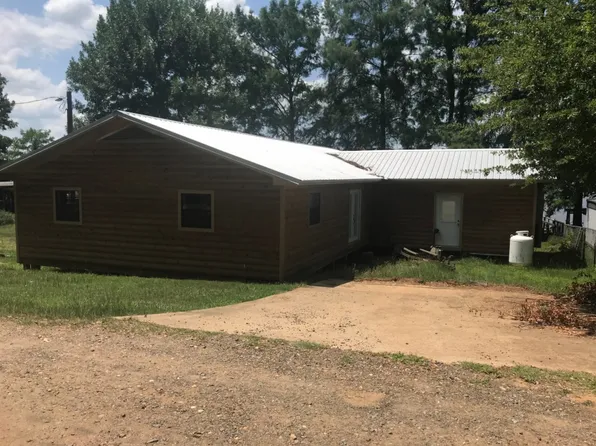 137 Donna Dr, Farmerville, LA 71241