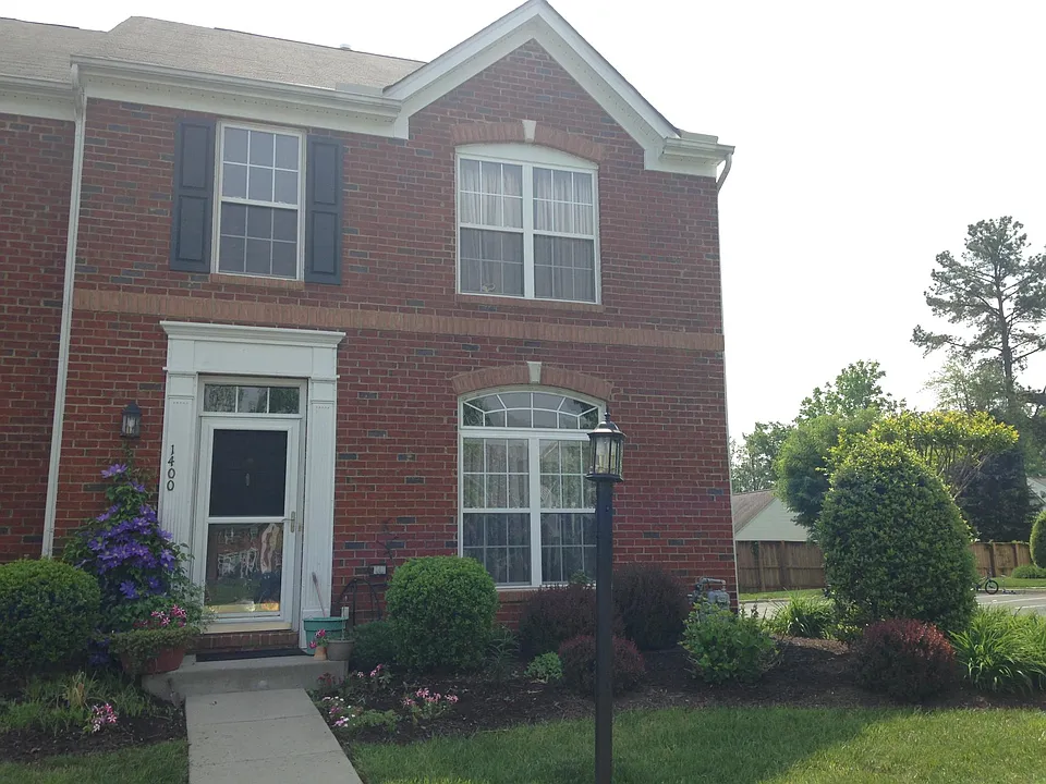 1400 Olde Sage Ct