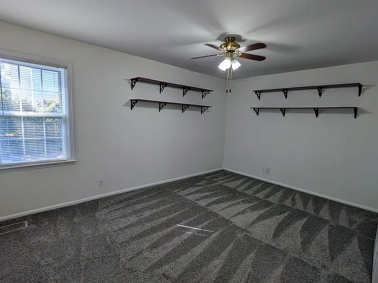 510 Basswood Ave #4 — Photo 22