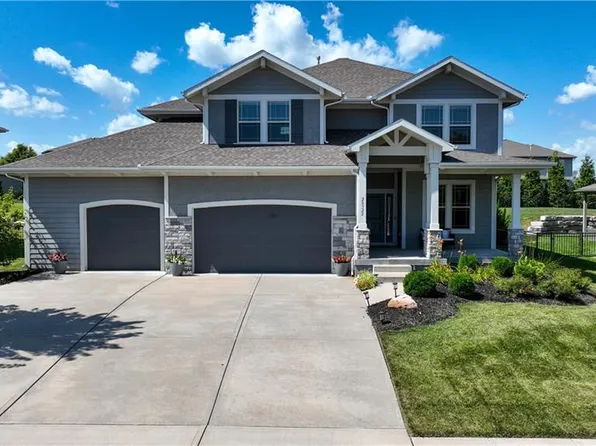 20322 W 80th St, Shawnee, KS 66218