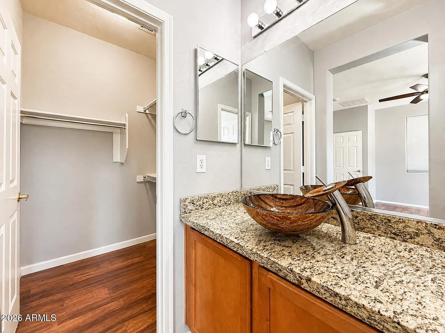 3 bed, 2.0 bath, 1230 sqft, $2,500 — Photo 4