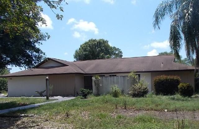 1st image of 15090 N Pebble Ln