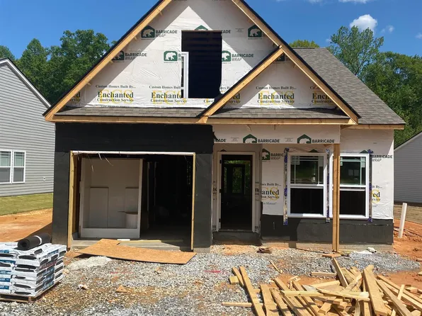 507 Timberwood Dr, Woodruff, SC 29388