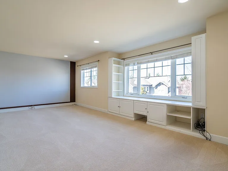23829 SE 2nd Pl — Photo 27