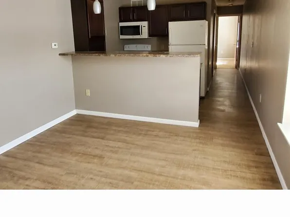 213 E Center St #A, Warsaw, IN 46580