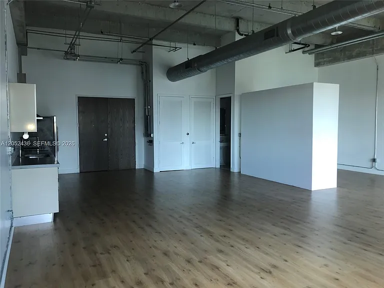 1749 NE Miami Ct #413 — Photo 3