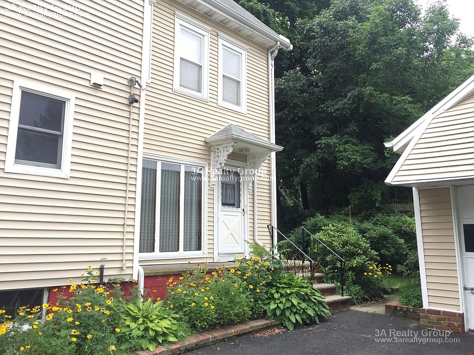 1st image of 15 Hale St