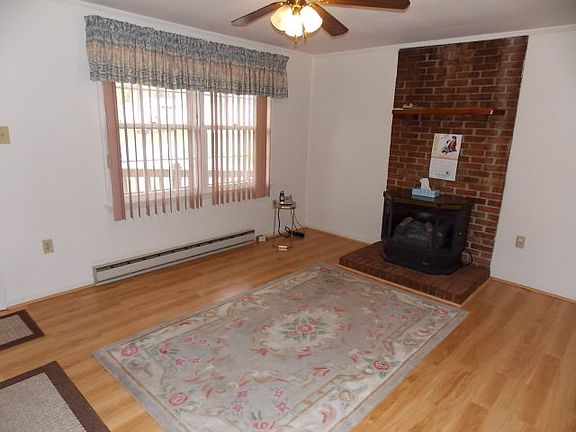 5th image of 167 Mondana Ln