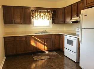 513 Green Ct, Colona, IL 61241