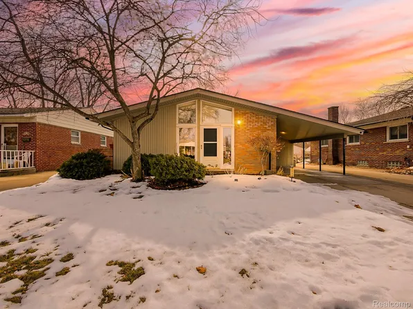 1224 Darlene Ave, Madison Heights, MI 48071