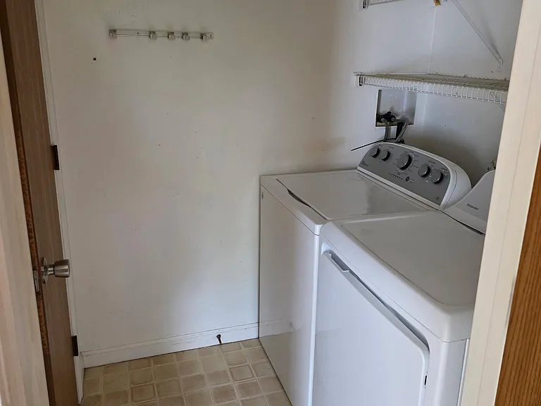114 Millview Ct — Photo 15