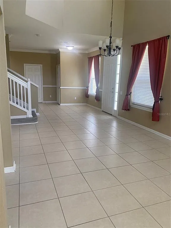 3 bed, 3.5 bath, 1719 sqft, $2,400 — Photo 4