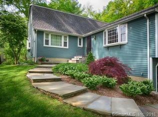 37 Musket Trl, Simsbury, CT 06070