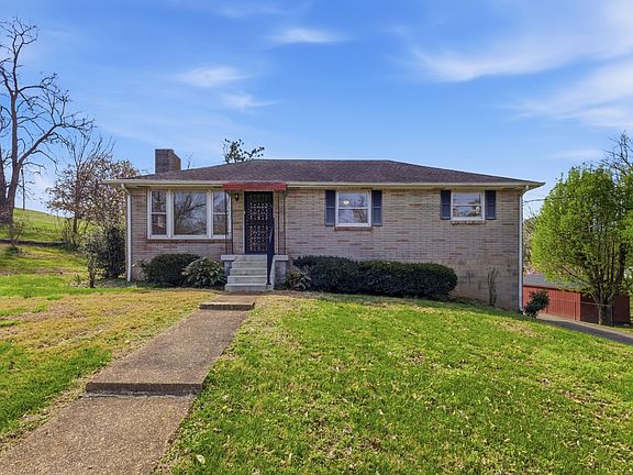2nd image of 3921 Banbury Dr