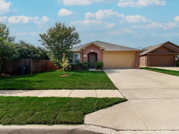 8808 Irish Bend Dr, Fort Worth, TX 76123