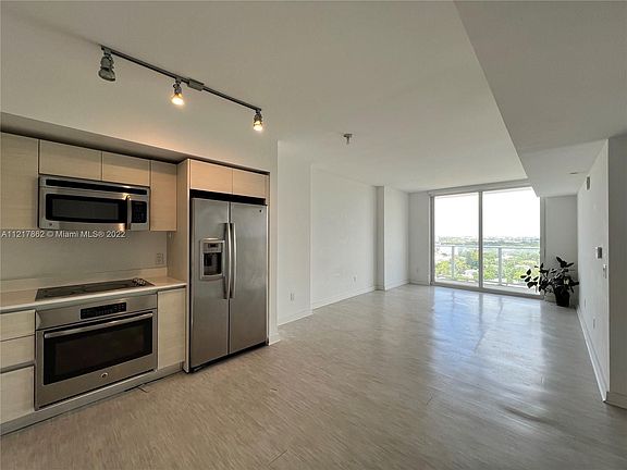 4th image of 4250 Biscayne Blvd APT 1614