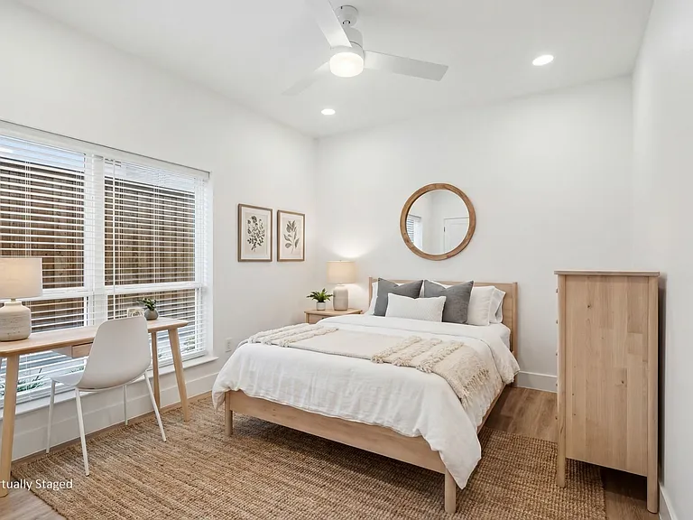 2217 N Fitzhugh Ave #101 — Photo 24