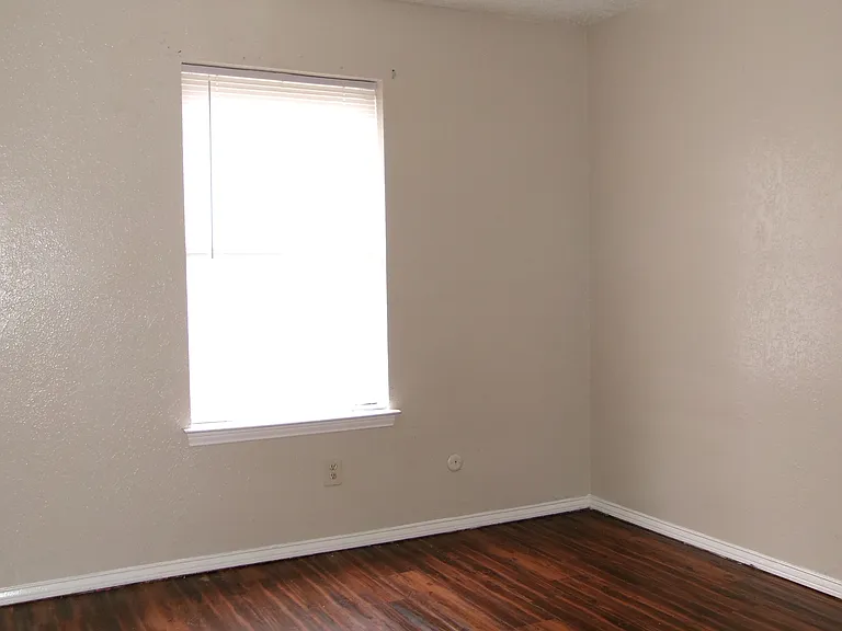 1817 Family Cir #1817 — Photo 14