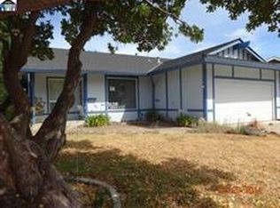 5 Corte Lado, Martinez, CA 94553