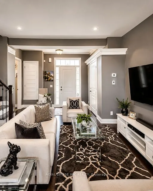 2 bed, $3,200 — Photo 4