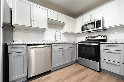 Lantera Apartments Photo 1
