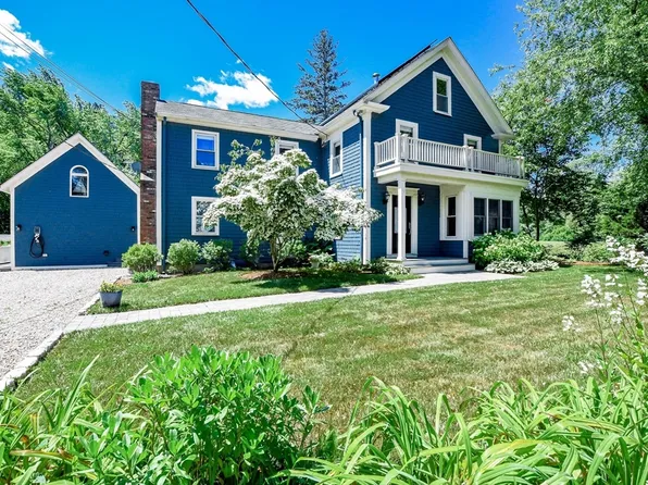 670 Front St, Marion, MA 02738