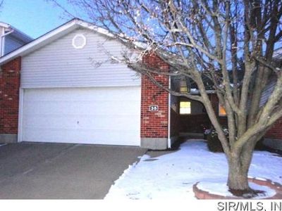 35 Fieldcrest Dr, Columbia, IL, 62236