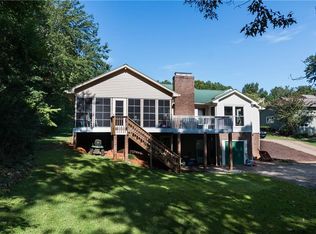1604 Keowee Lakeshore Dr, Seneca, SC 29672