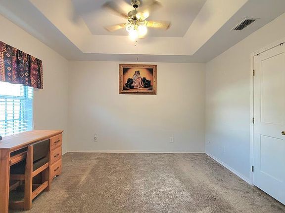 5th image of 180 Chippewa Cir