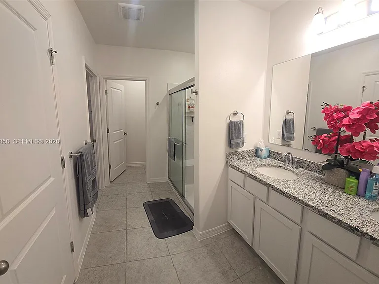 5539 Maddie Dr — Photo 24
