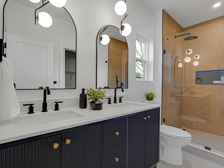 1025 Churchman Ave — Photo 27