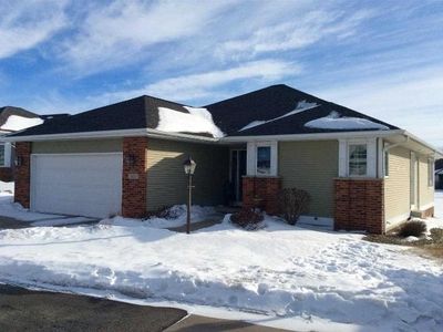 819 Charles Ct, Oregon, WI, 53575