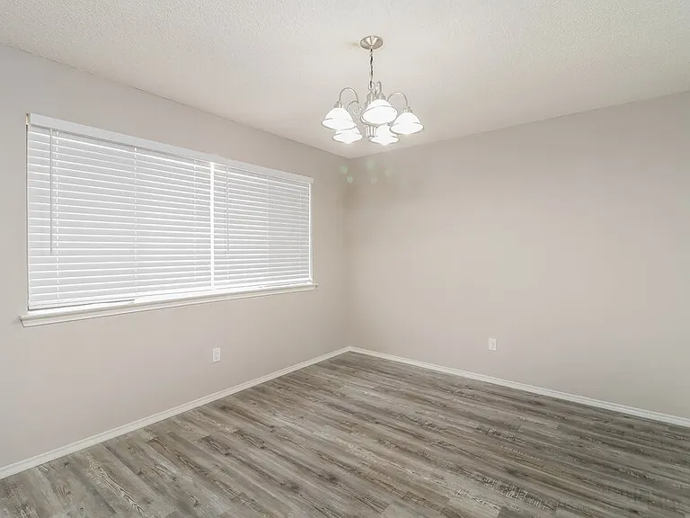 2301 Fall Ct — Photo 6