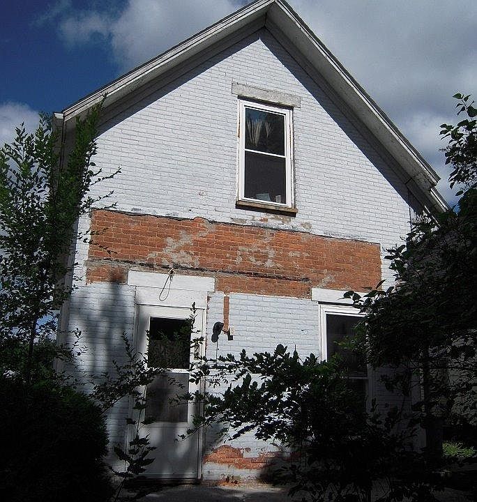 1st image of 174 S Sandusky St
