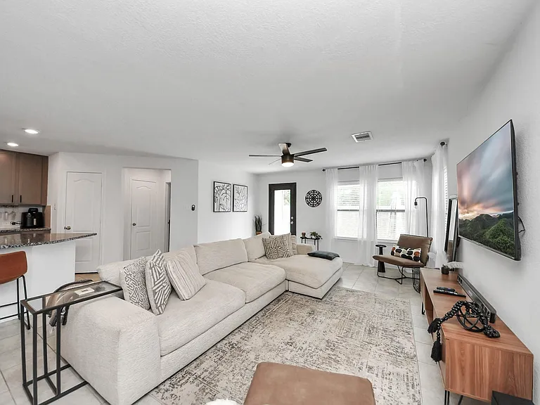 1509 Portola Dr — Photo 26