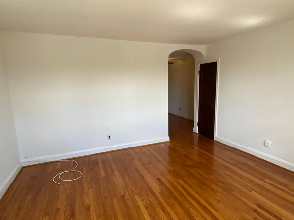 5110 Leeds Ave APT 3, Halethorpe, MD 21227