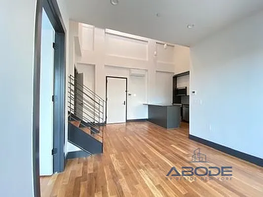 Rented by Reside New York | media 2