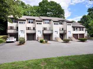 2 Oak Forest Dr UNIT 2, Manchester, CT 06042