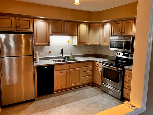 514 W Miner St #5 Photo 1