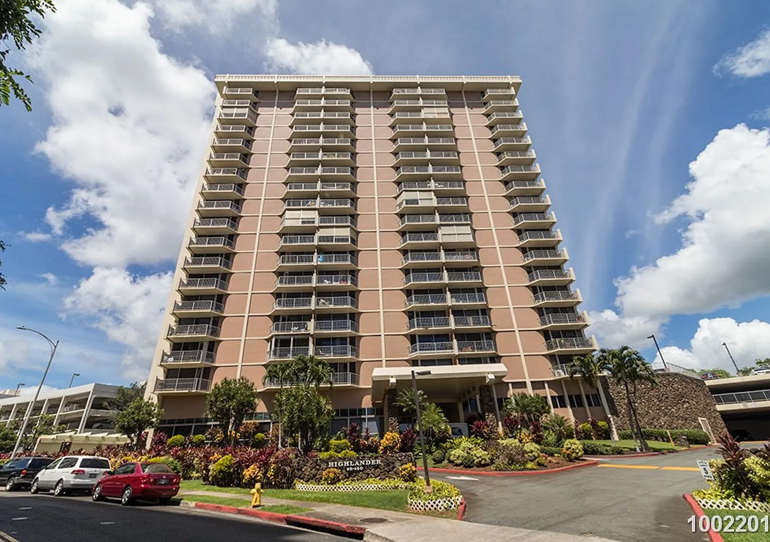 $2,545 / 1br 1ba 514 Sf Utilities Included & 2 Covered Parking Stalls | Available Sept 1st! — Photo 1