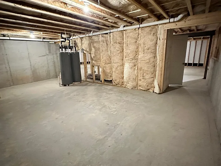 335 Port Way — Photo 27