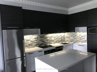 36 Park Lawn Rd #304, Toronto, ON M8V 0E5