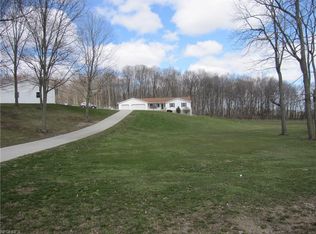 640 E Sterling Rd, Creston, OH 44217