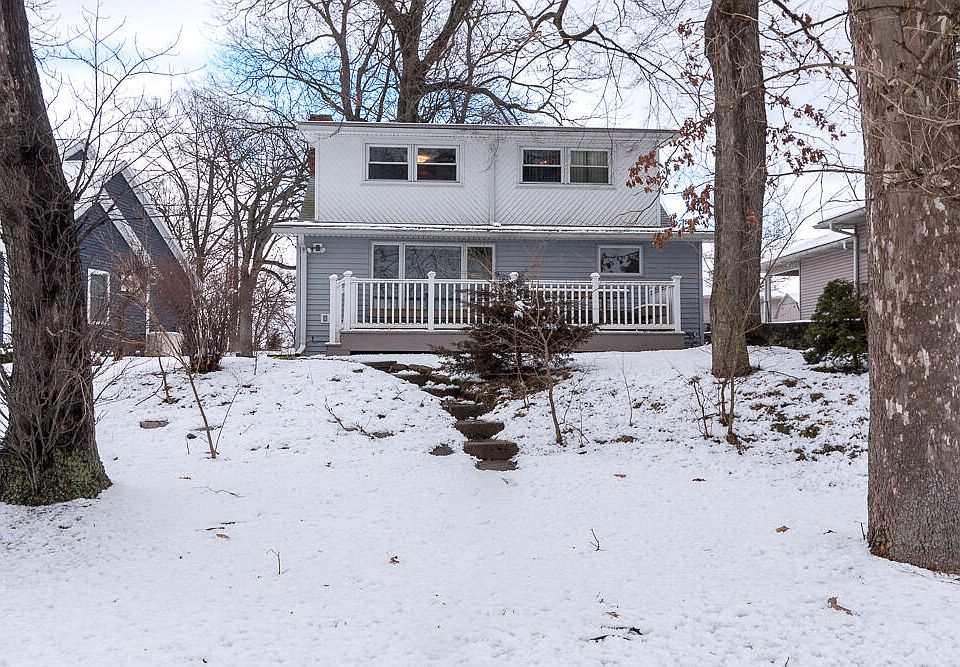 1st image of 8770 Long Lake Dr E