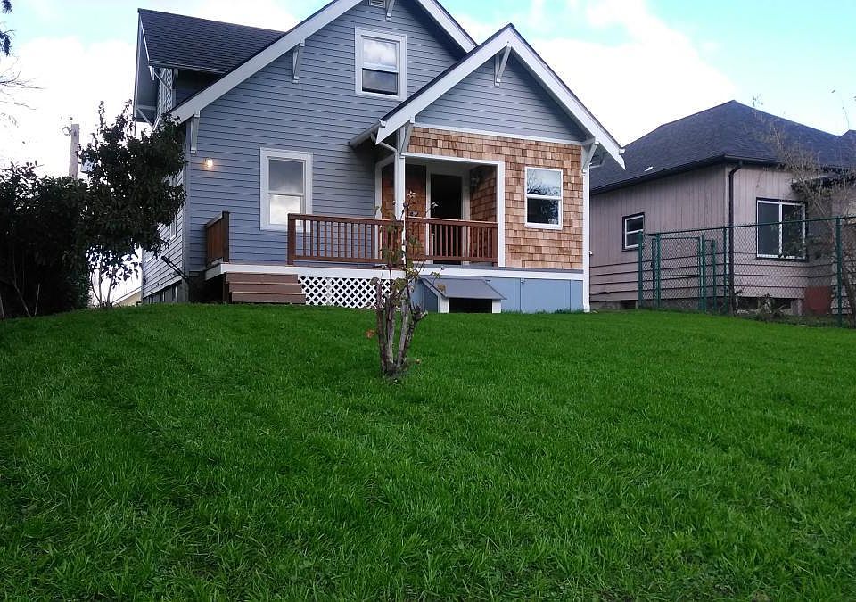 Spacious fenced back yard